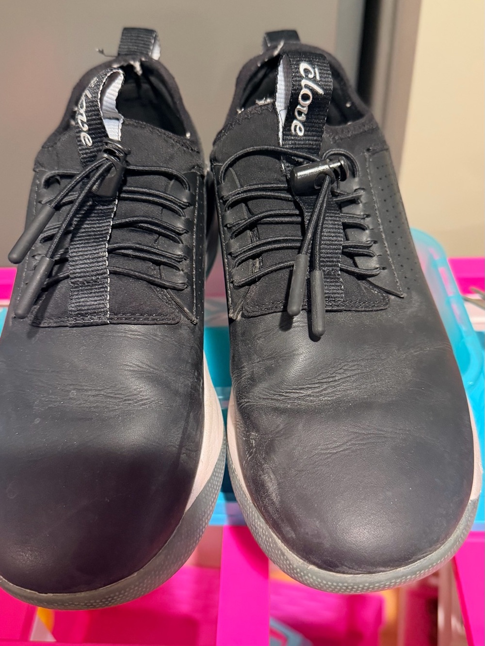 Clove Women's Black Slip-On Lace-Lock Sneakers